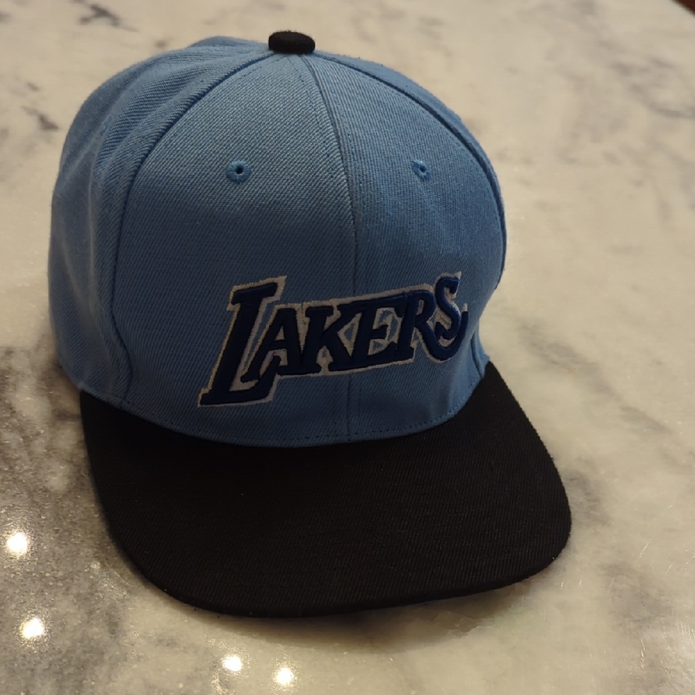 Mitchell & Ness Blue Lakers Cap Fitted 7 1/4